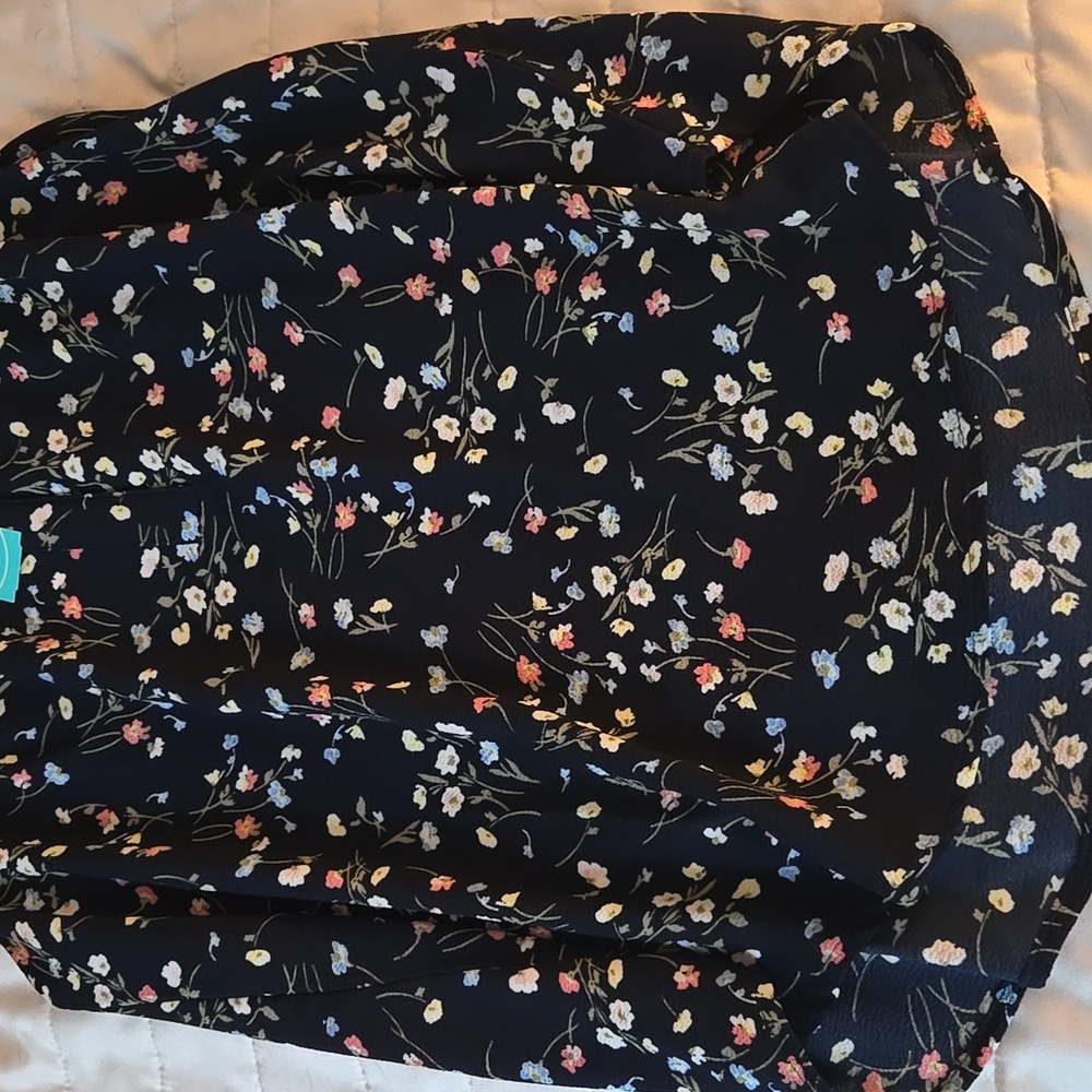 Maurices Navy Floral Sleeveless Blouse